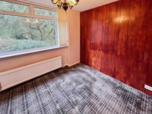 Dining room- click for photo gallery